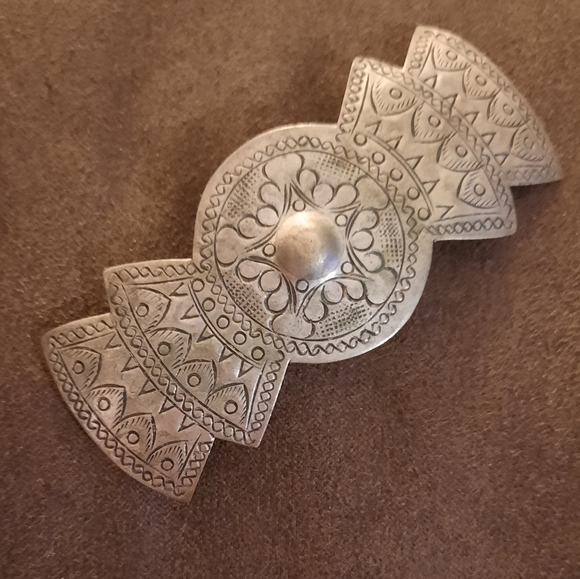 Vintage etched Silvertone Metal Hair Barrett made in Thailand new - Picture 5 of 10